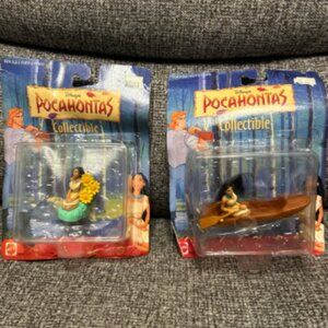 1995 Disney Pocahontas Collectible Figures Set of 2 In Original Packaging